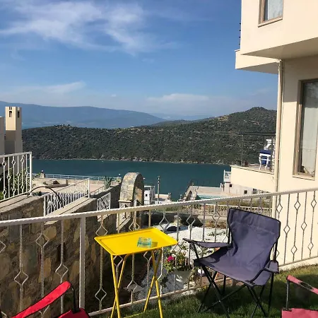 Seri Vila *